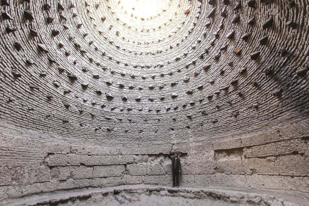 یخدان طبیعی چهاربرج یخدان طبیعی چهاربرج