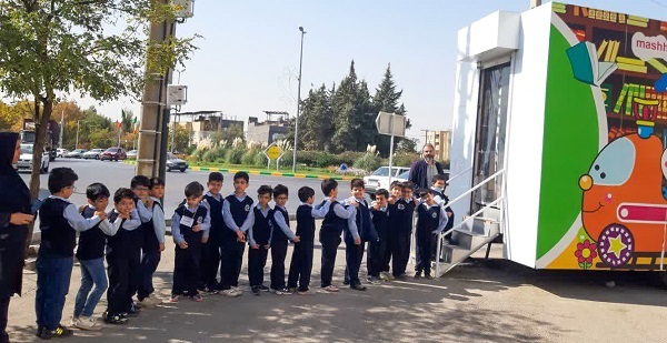 کانکس زیبای نهاد کتابخانههای خراسان رضوی کودکان و نوجوانان را به دنیای کتابها میبرد کانکس زیبای نهاد کتابخانههای خراسان رضوی کودکان و نوجوانان را به دنیای کتابها میبرد