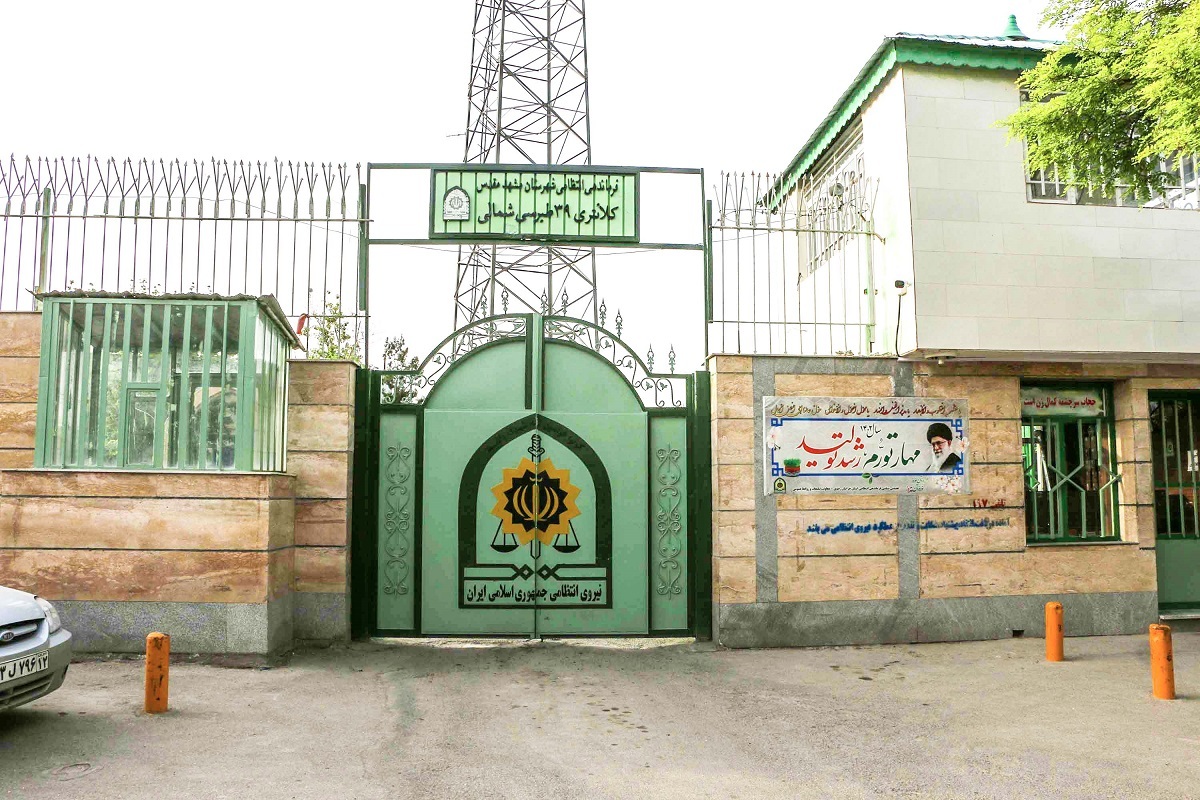 ترافیک کارگاهها در خیابان طبرسیشمالی ۵۶ ترافیک کارگاهها در خیابان طبرسیشمالی ۵۶