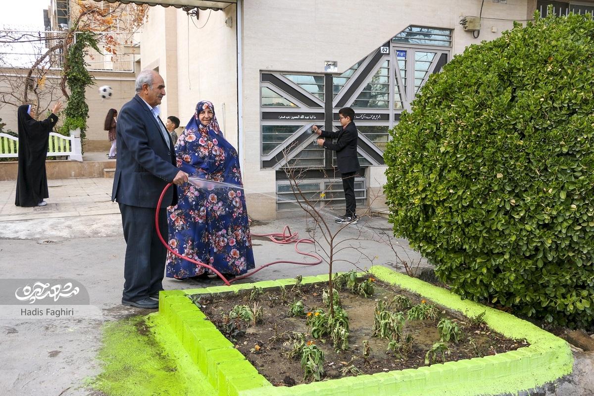 آقای حیران هر قدمی بتواند برای کمک به دیگران برمیدارد آقای حیران هر قدمی بتواند برای کمک به دیگران برمیدارد