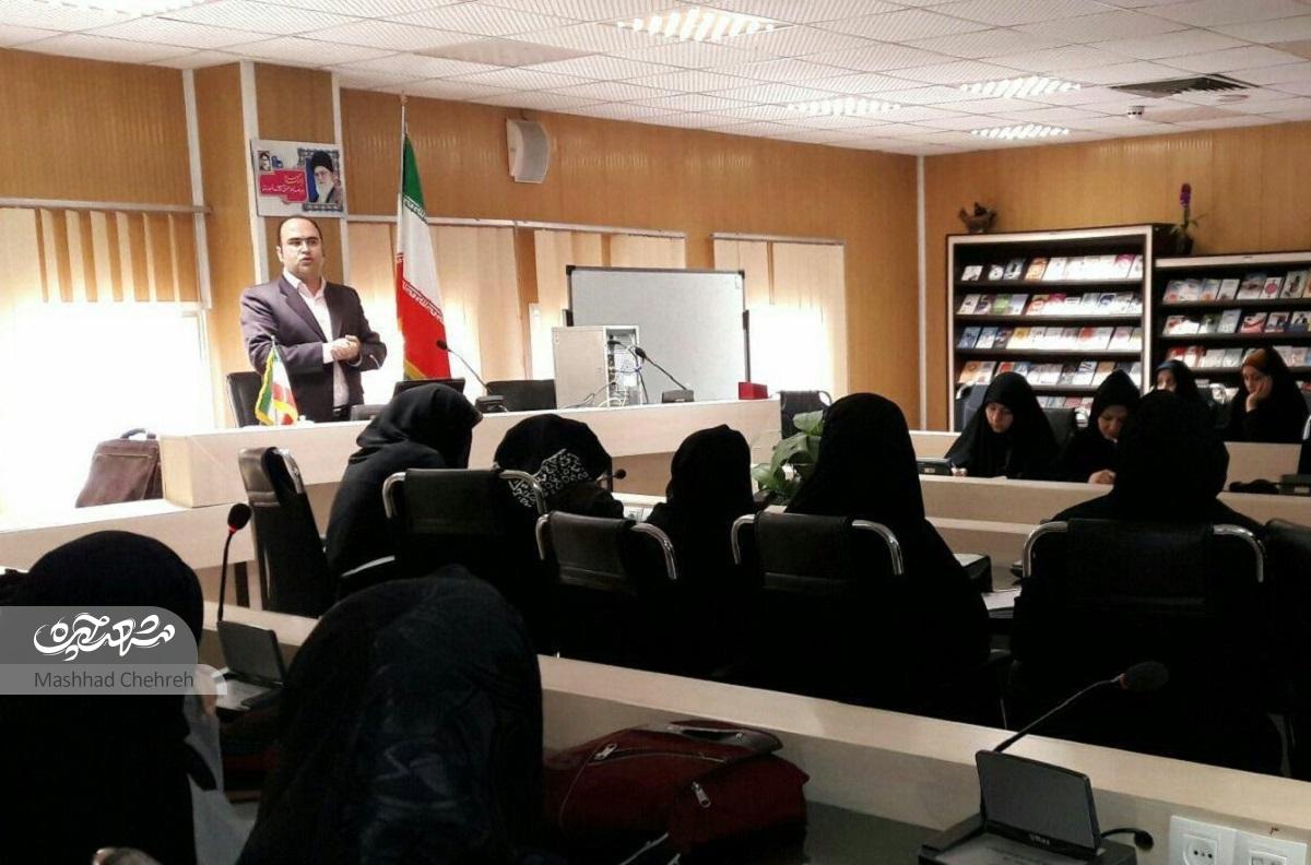 کتابخانه در قصابی آقای مجید کشوری کتابخانه در قصابی آقای مجید کشوری
