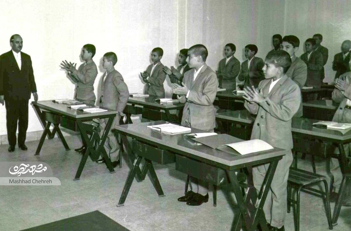 «فاطمه باشیزادهفخار» موسس اولین مدرسه نابینایان بزرگسالان در مشهد است «فاطمه باشیزادهفخار» موسس اولین مدرسه نابینایان بزرگسالان در مشهد است