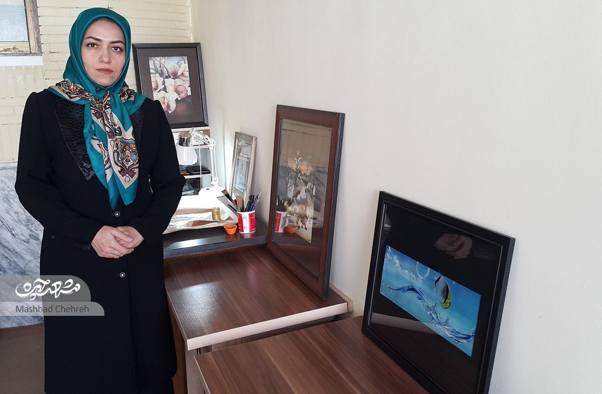 بانوی هنرمند محله آزادشهر دنیای قلم و رنگ را با معنویت درآمیخته است