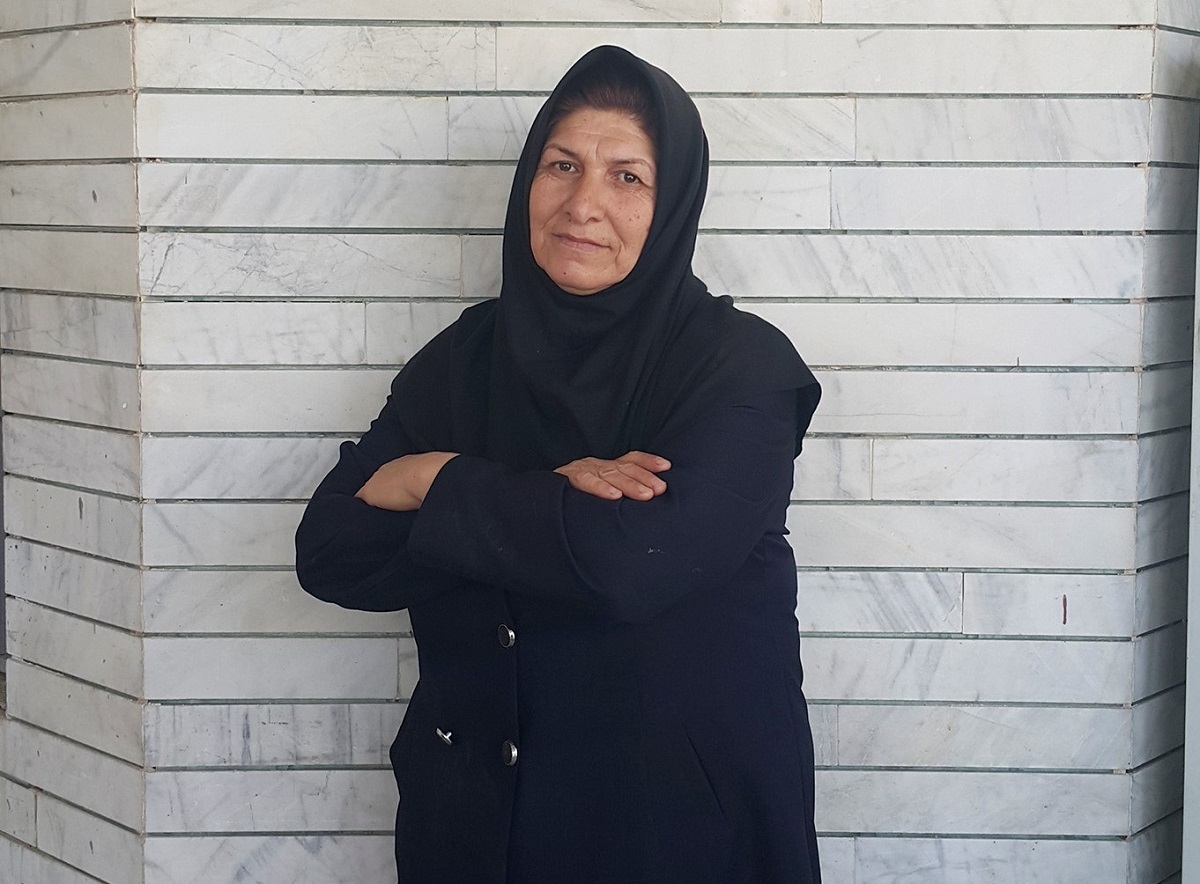 پای صحبت مادرانی که با کارگری روزی حلال کسب می‌کنند