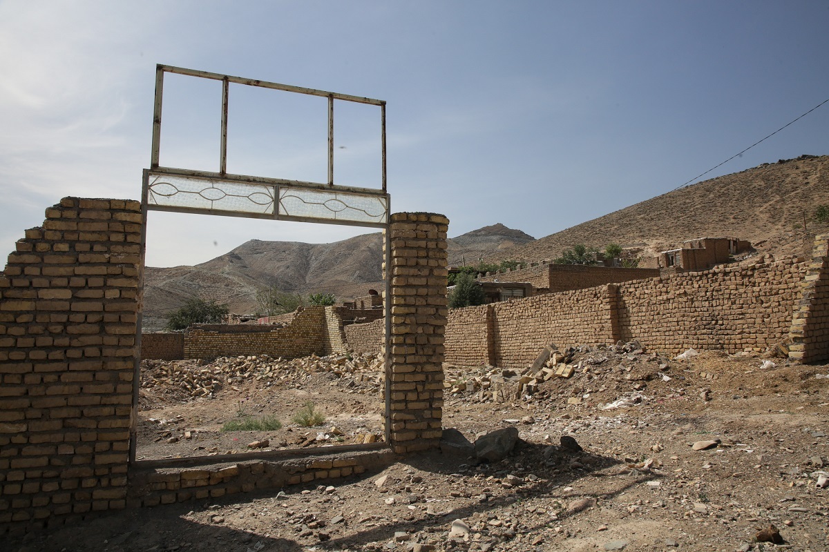 چشمه پونه؛ آبادی بی آب مشهد چشمه پونه؛ آبادی بی آب مشهد