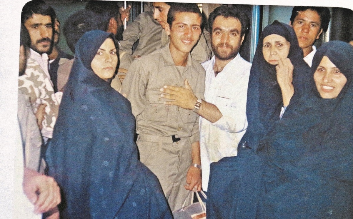 مرگش پرافتخار بود، سفید پوشیدیم مرگش پرافتخار بود، سفید پوشیدیم