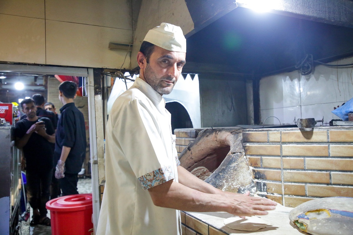 خیابان پررنگ و لعاب خیابان پررنگ و لعاب