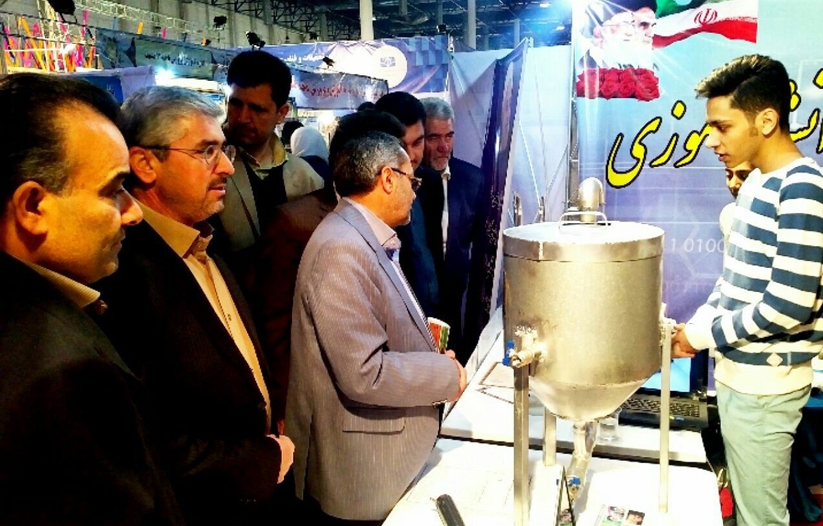 ذهن زیبای پوریا در رشته روباتیک ذهن زیبای پوریا در رشته روباتیک