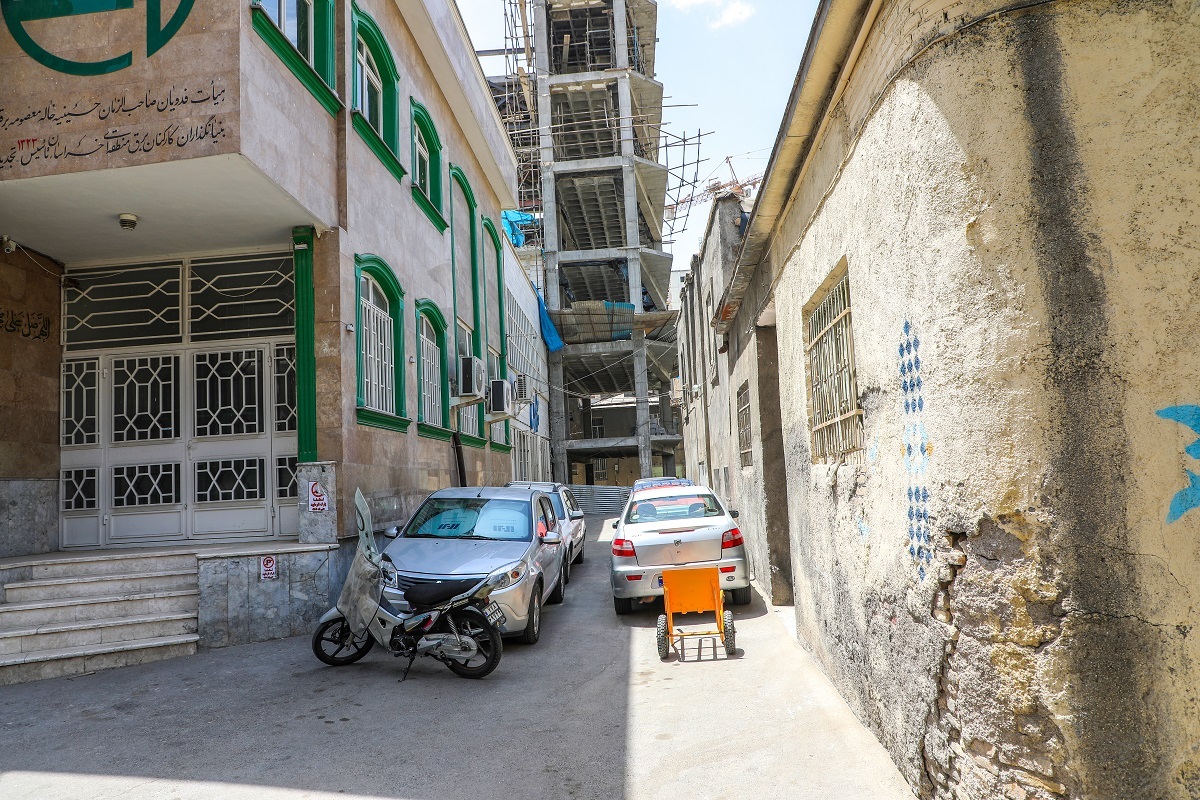 نامی گم‌شده در کوچه تاریخ