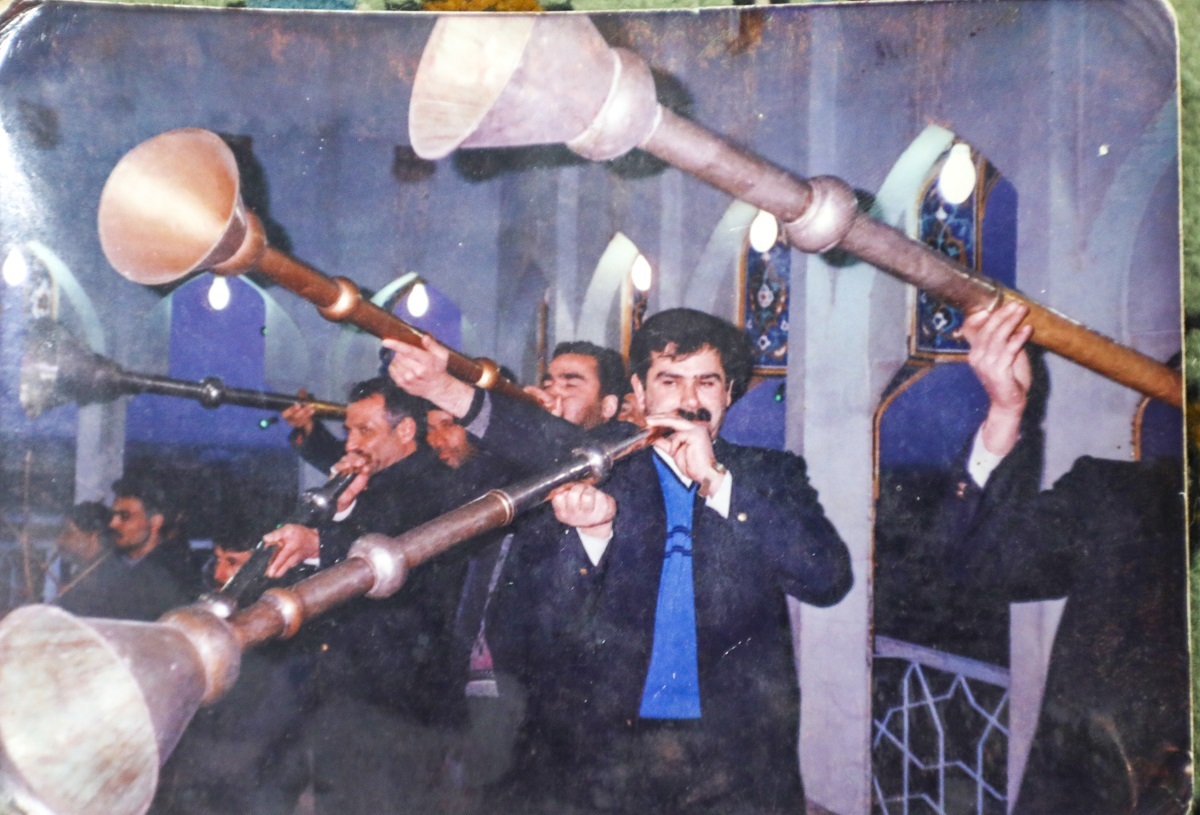 نقاره‌زنی باشکوه بر ارتفاع ۱۰۶ پله‌ای