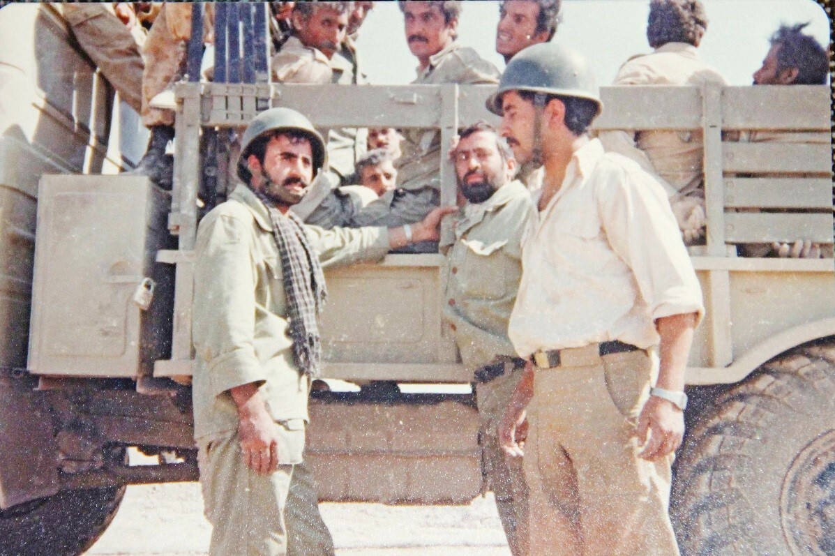 چون شیمایی بودم، فرزندانم در بدو تولد از دنیا میرفتند. چون شیمایی بودم، فرزندانم در بدو تولد از دنیا میرفتند.