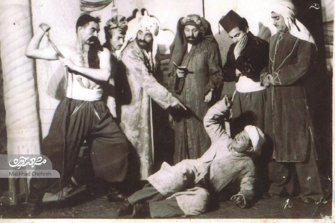 استاد محمد شاهرودی از دهه ۲۰ در تئاتر مشهد درخشیده است استاد محمد شاهرودی از دهه ۲۰ در تئاتر مشهد درخشیده است
