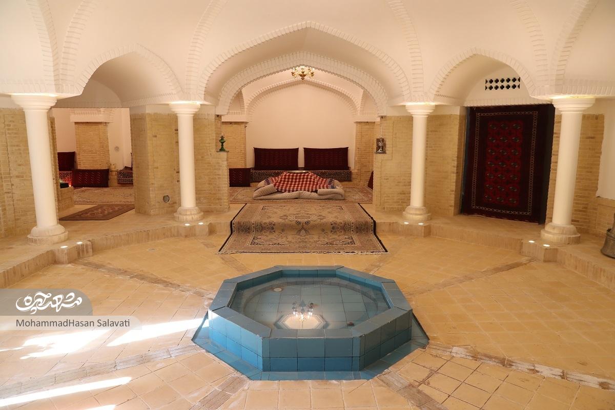 زندگی مدرن خانم و آقای مالکی در تاریخ