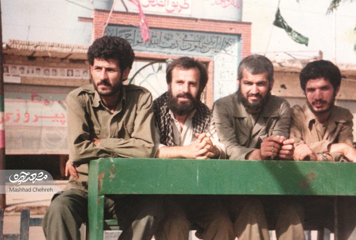 روایت زندگینامه شهدا بر روی صحنه تئاتر با قلم محمد ملتجی روایت زندگینامه شهدا بر روی صحنه تئاتر با قلم محمد ملتجی