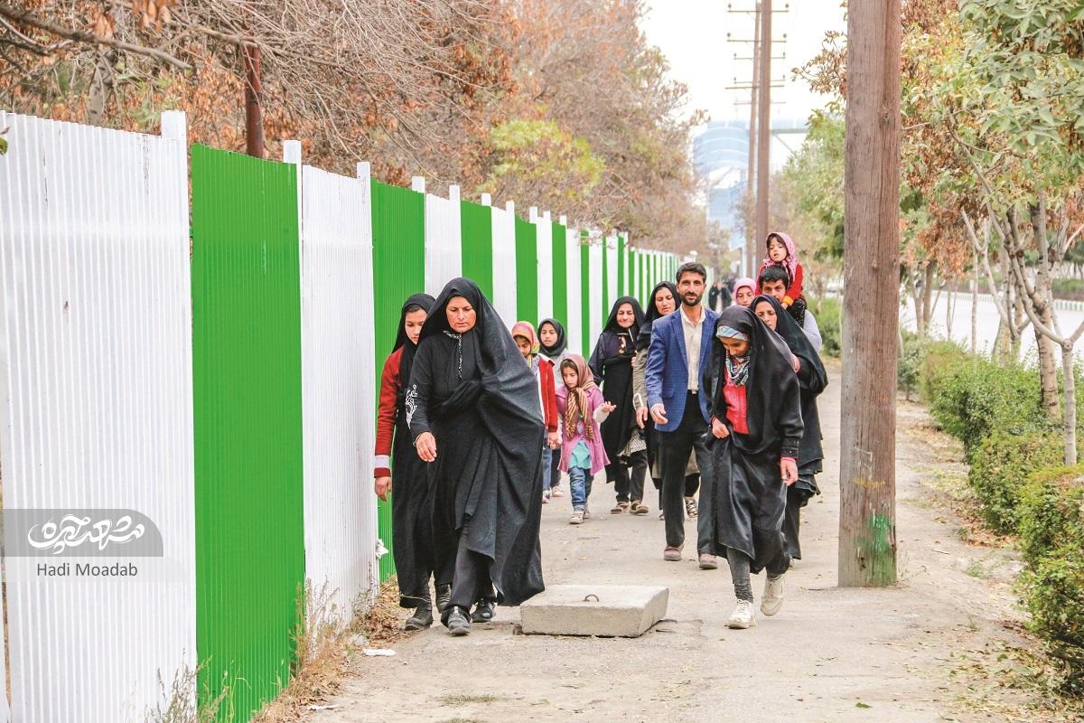 حکایتِ قدمهای سوخته دلان در مسیر خورشید حکایتِ قدمهای سوخته دلان در مسیر خورشید