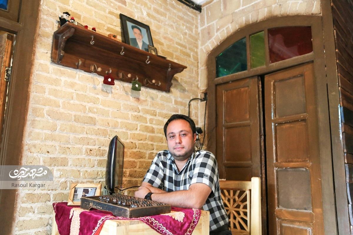 نسل دوم احمدیانها خانه ثبتملی شده او را با مرمت ماندگار کرد نسل دوم احمدیانها خانه ثبتملی شده او را با مرمت ماندگار کرد