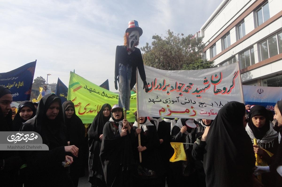 تعامل خوب دبیرستان زمزم با انجمن اولیا و مربیان، دلیل پیشرفت برنامه‌های فرهنگی و علمی مدرسه بوده است