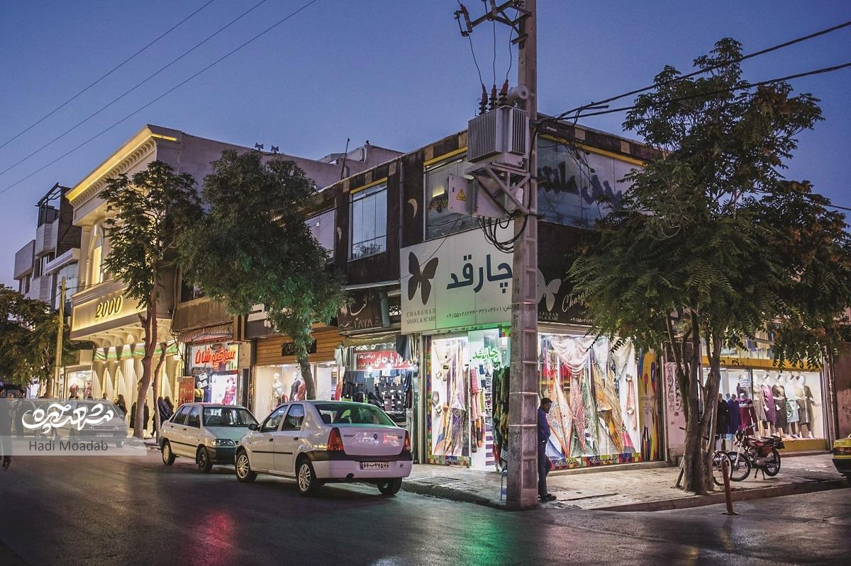 طلاب در مسیر آبادی طلاب در مسیر آبادی