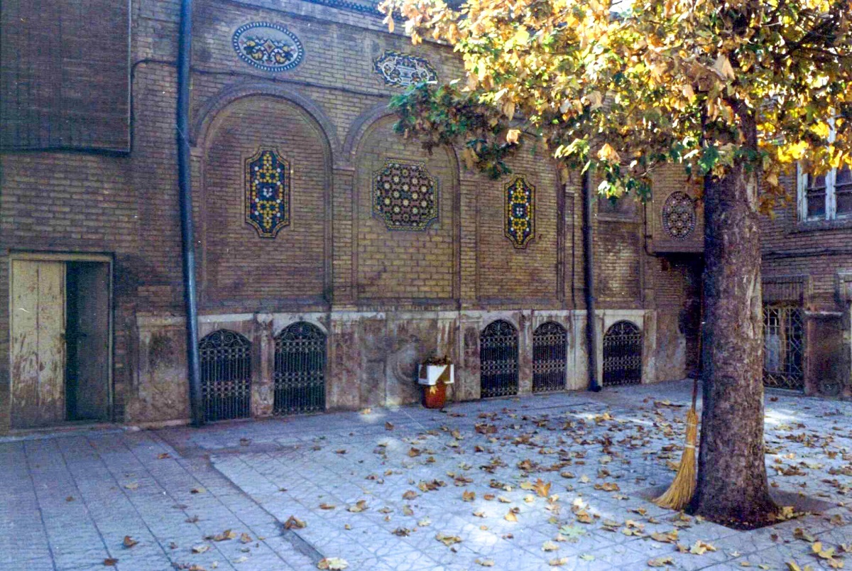 مَلِک و میراث ماندگار کتاب مَلِک و میراث ماندگار کتاب