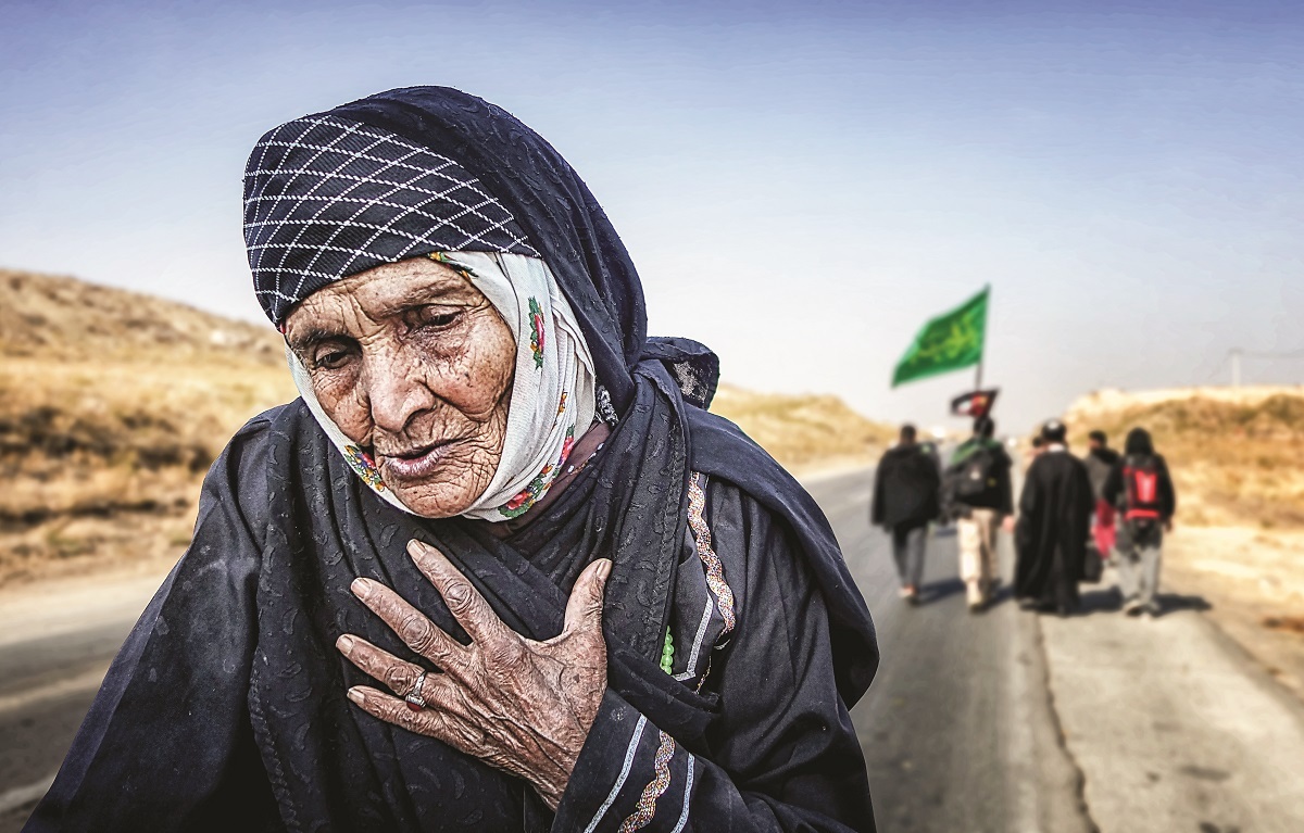 سومین هنرمند فیاپی در مشهد! سومین هنرمند فیاپی در مشهد!