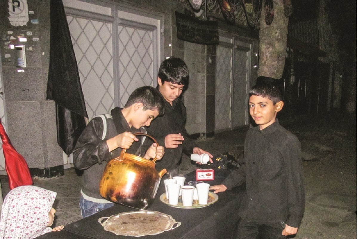 عزاداران کوچک در باباطاهر عزاداران کوچک در باباطاهر