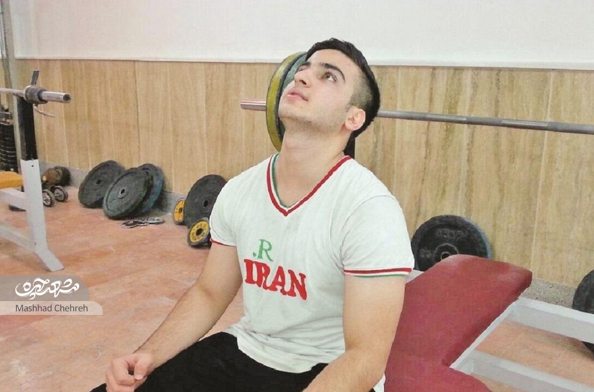 علی سیفی عضو تیم ملی پاراوزنه برداری ایران است