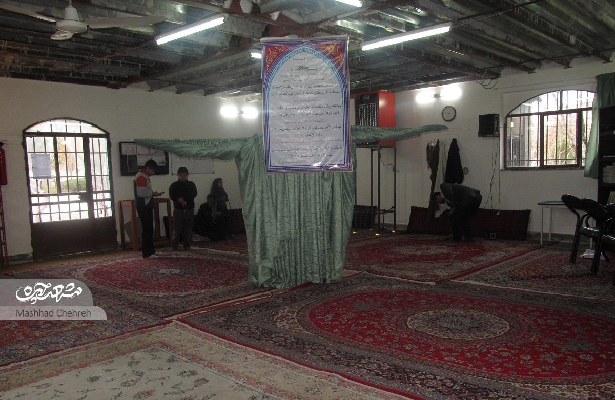 نمازخانه بوستان غنچه این روزها مسجد اهالی محله حجاب است نمازخانه بوستان غنچه این روزها مسجد اهالی محله حجاب است