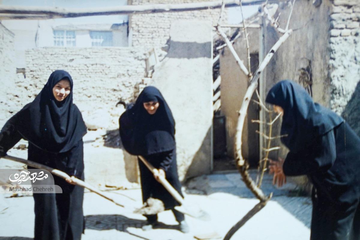 ۲۶ سال پایمردی کانون فرهنگی هنری حضرت خدیجه (س) برای پرورش بانوان ۲۶ سال پایمردی کانون فرهنگی هنری حضرت خدیجه (س) برای پرورش بانوان