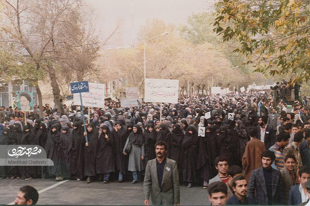 روایتی از ۹ شهید نهم دیماه نهمین روز دیماه ۱۳۵۷ روایتی از ۹ شهید نهم دیماه نهمین روز دیماه ۱۳۵۷