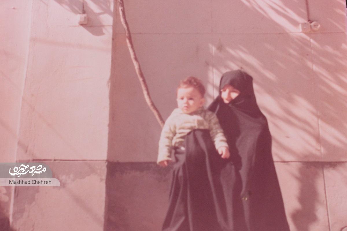معصومه رضاپور ، پرستارجنگ برای سلامت روستاییان خدمت میکند معصومه رضاپور ، پرستارجنگ برای سلامت روستاییان خدمت میکند