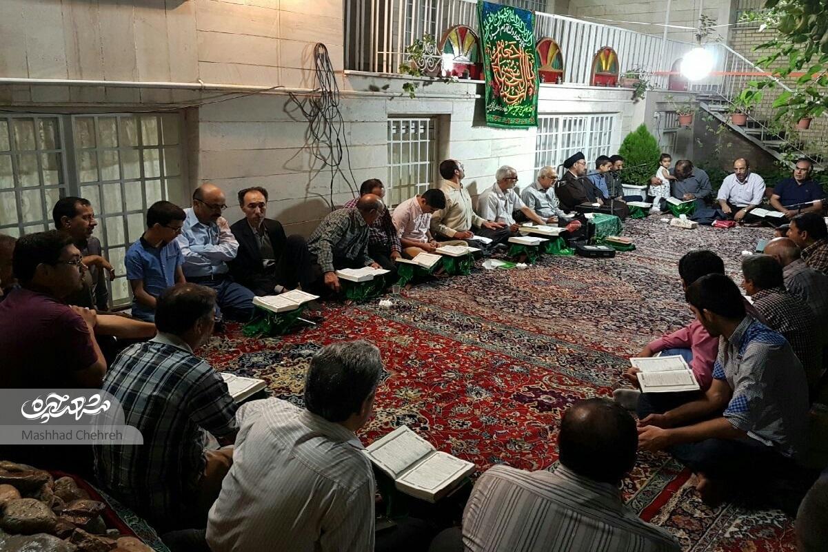 «هادی بتوانیار»، قاری که با گوش کردن کاست افتخار آفرید «هادی بتوانیار»، قاری که با گوش کردن کاست افتخار آفرید