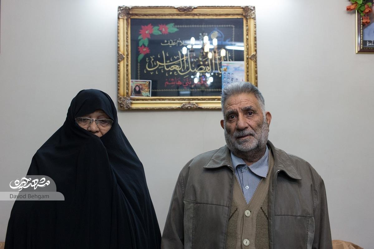پدر و پسری که امنیت محله حسینآباد را به عهده گرفتند پدر و پسری که امنیت محله حسینآباد را به عهده گرفتند