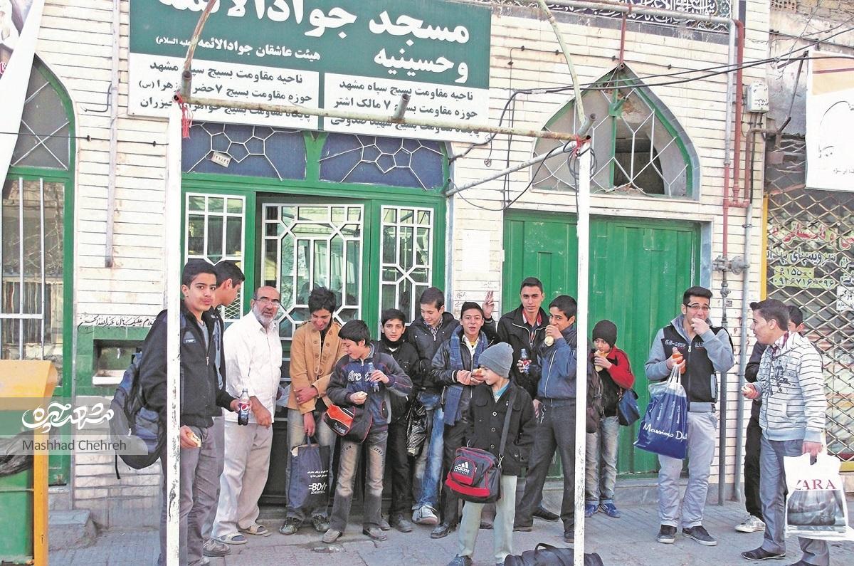 مسجد جوادالائمه(ع) از هویتهای محله طلاب است مسجد جوادالائمه(ع) از هویتهای محله طلاب است