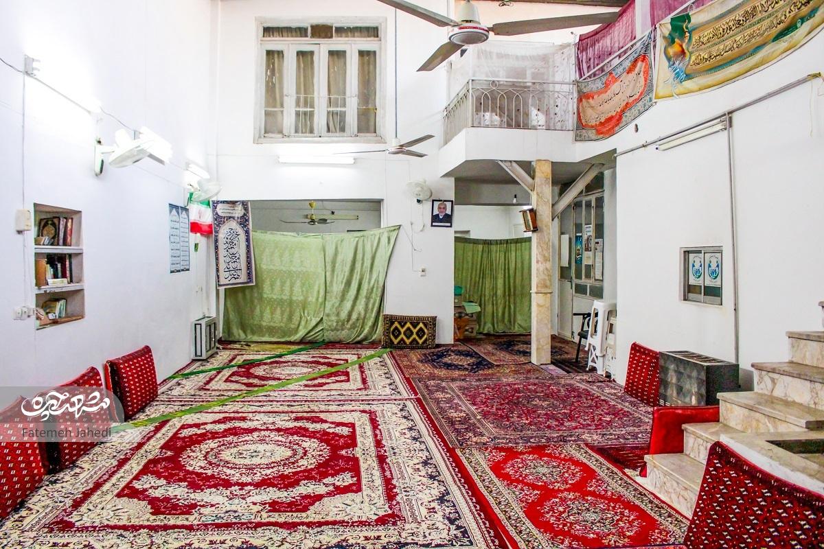 مسجد کوچک اما پر قصه ابتدای خیابان آیتالله عبادی مسجد کوچک اما پر قصه ابتدای خیابان آیتالله عبادی