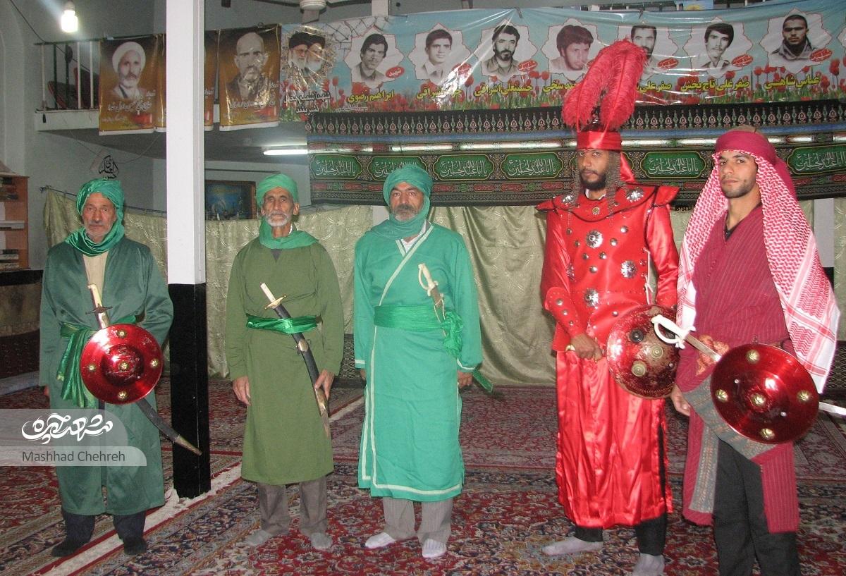 حمیدرضا غفاری شمر گروه تعزیهخوانی روستای گوارشک است حمیدرضا غفاری شمر گروه تعزیهخوانی روستای گوارشک است