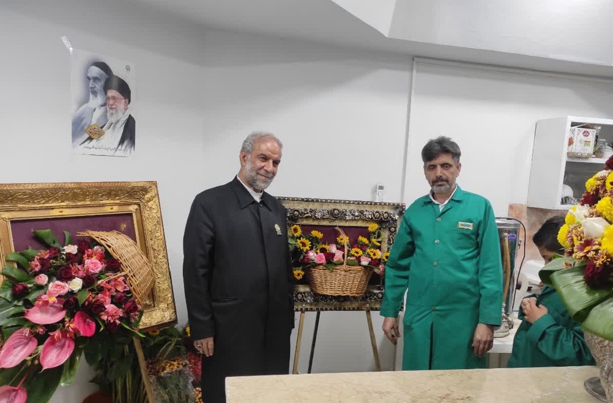 ماجرای دعوتنامه خدمت در گلآرایی حرمرضوی ماجرای دعوتنامه خدمت در گلآرایی حرمرضوی