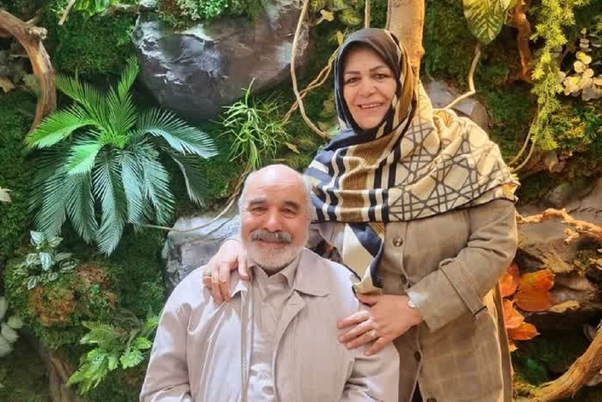شهروند طبیعت دوست محله سیدرضی در حیاط خانه اش ۱۵۰ گلدان و ۷ درخت میوه دارد
