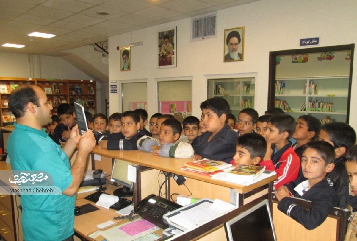 کتابخانه «فرزانه جامع» کتابخانه برتر در جذب منابع و مشارکت مردمی است کتابخانه «فرزانه جامع» کتابخانه برتر در جذب منابع و مشارکت مردمی است