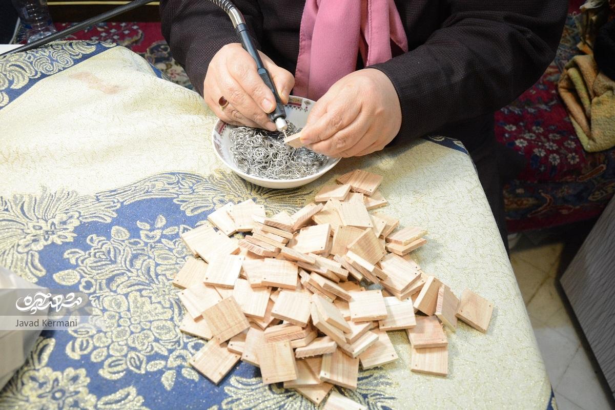 هنرهای خانم «مستنبط» از خیاطی تا معرق هنرهای خانم «مستنبط» از خیاطی تا معرق