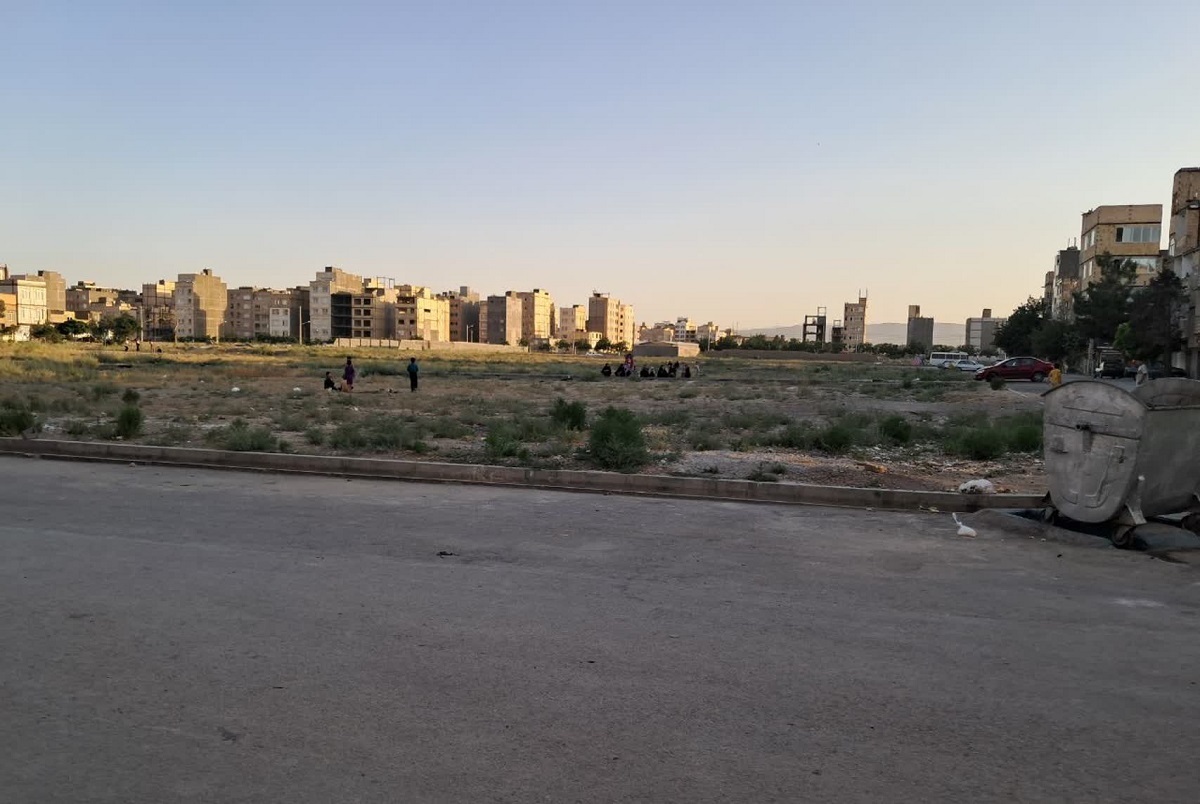 زمین خاکی، سهم ساکنان کوچه شهید درودی ۱۹ زمین خاکی، سهم ساکنان کوچه شهید درودی ۱۹