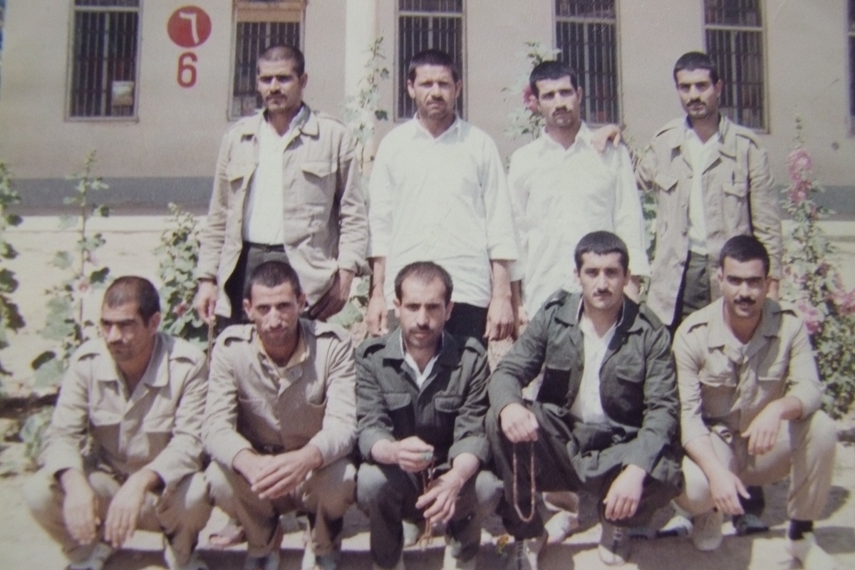 گفتگو با رکورددار طولانيترين زمان اسارت میان آزادههاي مشهدي گفتگو با رکورددار طولانيترين زمان اسارت میان آزادههاي مشهدي
