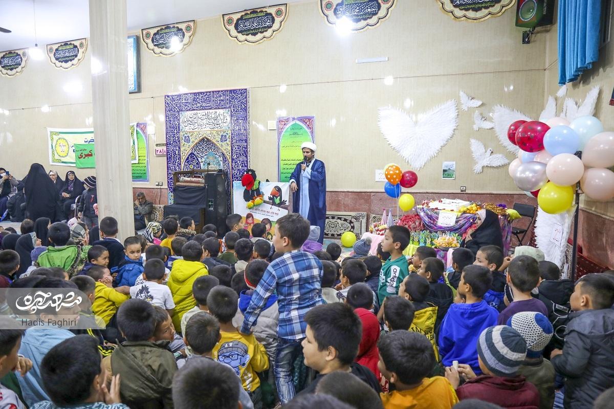 تولد دورهمی کودکان آبانماهی گلشهر در مسجد امامجعفرصادق (ع) تولد دورهمی کودکان آبانماهی گلشهر در مسجد امامجعفرصادق (ع)