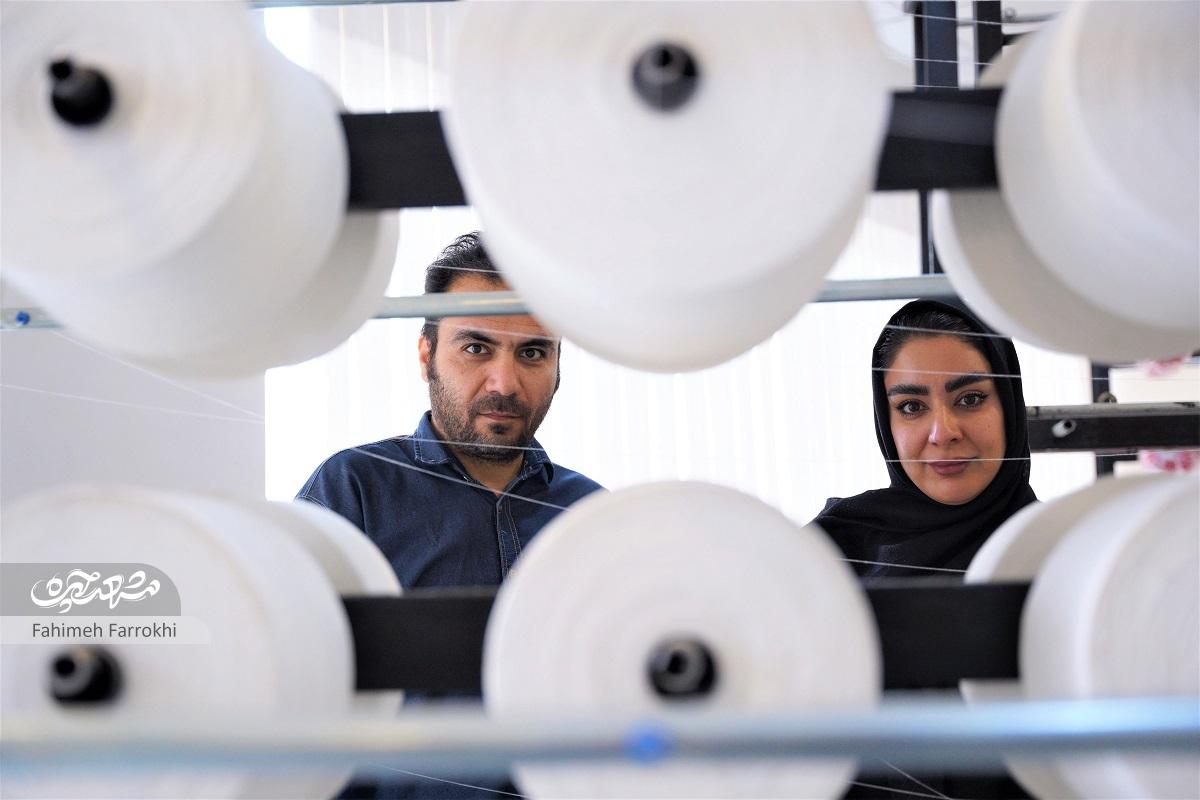 کارگاه حسین احمدی؛ فضایی برای بافتن امید و اشتغال کارگاه حسین احمدی؛ فضایی برای بافتن امید و اشتغال