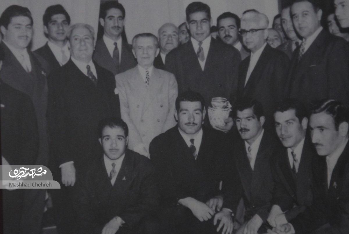 علی باغبانباشی رکورددار اسبق دوومیدانی جهان، ۲۱۹مدال و ۱۰۵گلدان افتخار در كارنامه خود دارد علی باغبانباشی رکورددار اسبق دوومیدانی جهان، ۲۱۹مدال و ۱۰۵گلدان افتخار در كارنامه خود دارد