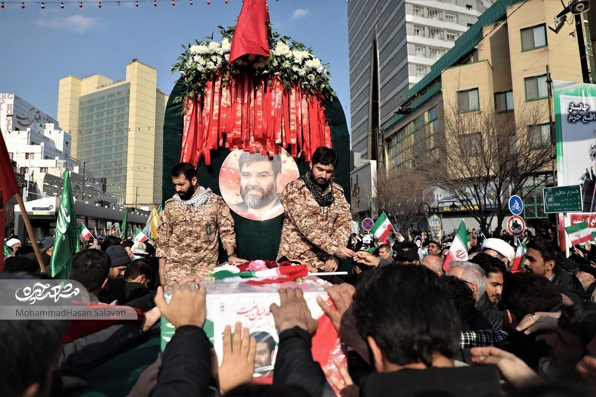 شهید مهدی ظریف بعد از جانبازی در سوریه، دیگر آدم سابق نبوددلش همانجا ماند، کنار رفیق شهیدش شهید مهدی ظریف بعد از جانبازی در سوریه، دیگر آدم سابق نبوددلش همانجا ماند، کنار رفیق شهیدش