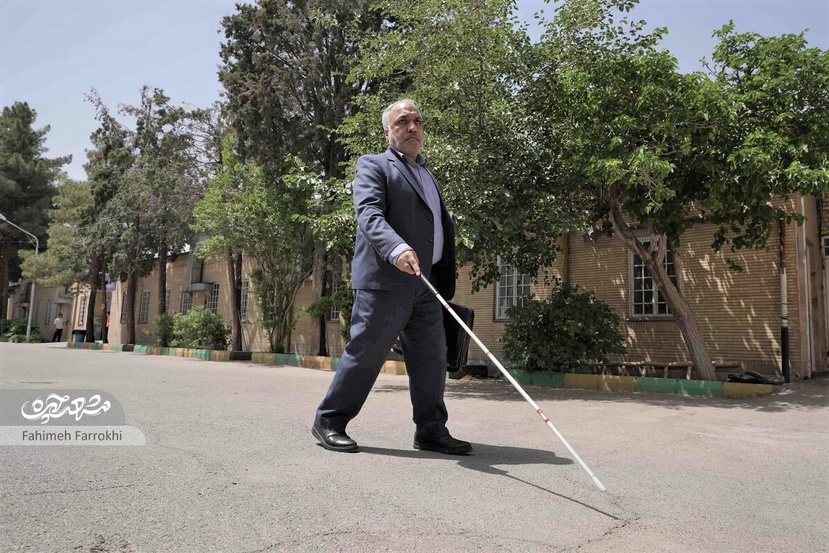 موسی عصمتی؛ آموزگاری که شاعر شد