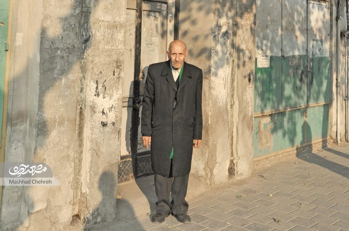 حاجآقا سید محمدحامد موسویان مدیر و موسس قدیمیترین مدرسه خصوصی مشهد است حاجآقا سید محمدحامد موسویان مدیر و موسس قدیمیترین مدرسه خصوصی مشهد است