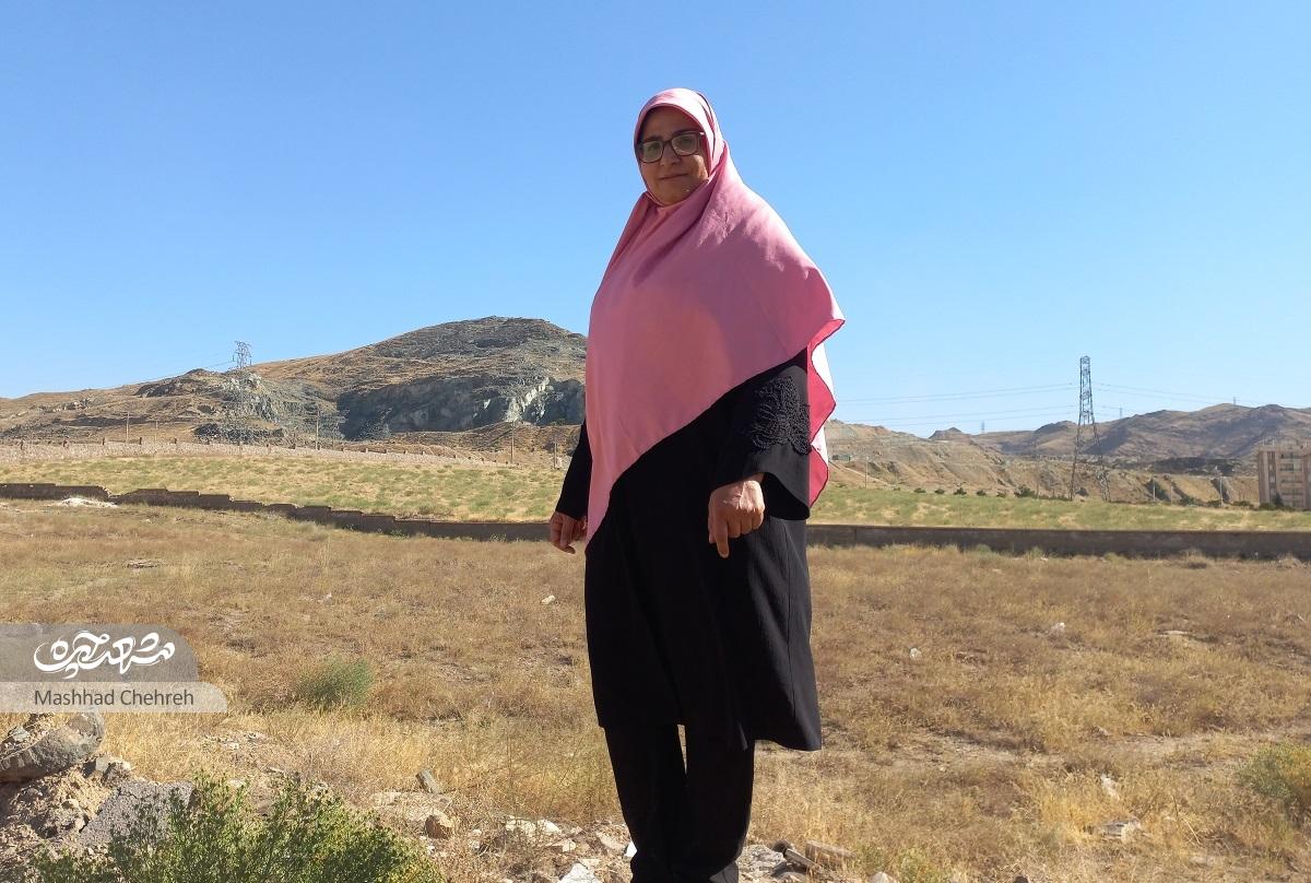 زندگی شهری اکرم صالحی با چاشنی طبیعت در سرافرازان زندگی شهری اکرم صالحی با چاشنی طبیعت در سرافرازان
