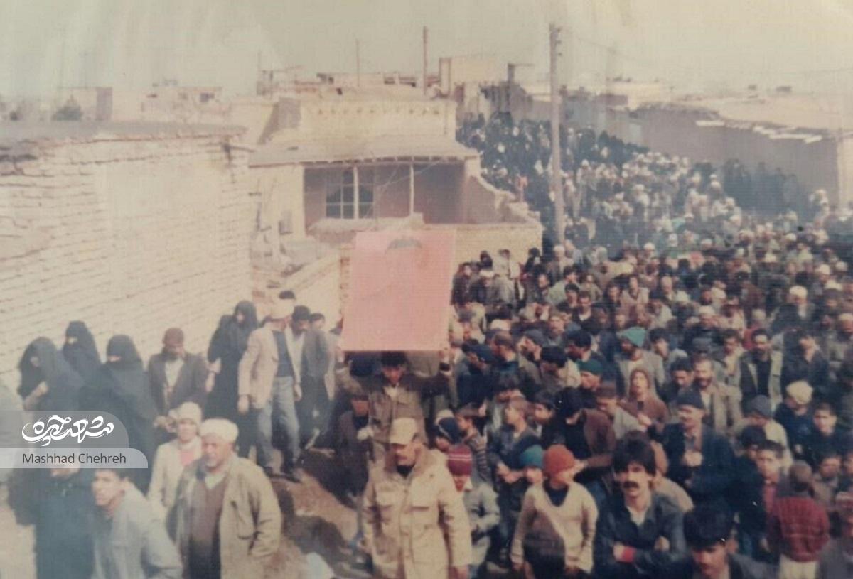 گفتگو با پدر و مادر شهید مهدی منصوب، از میز دانشگاه تا میدان شهادت گفتگو با پدر و مادر شهید مهدی منصوب، از میز دانشگاه تا میدان شهادت