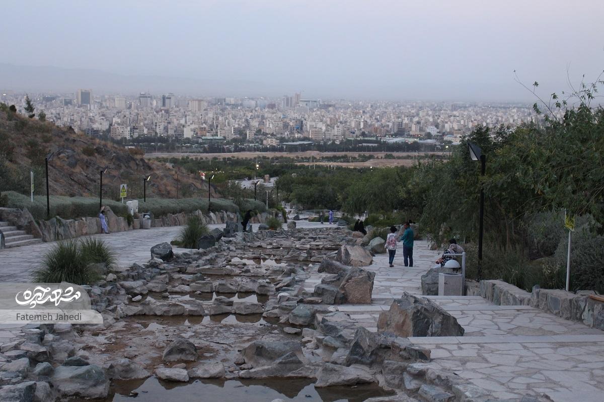 کوهشار، چشم‌اندازی بکر رو به شهر